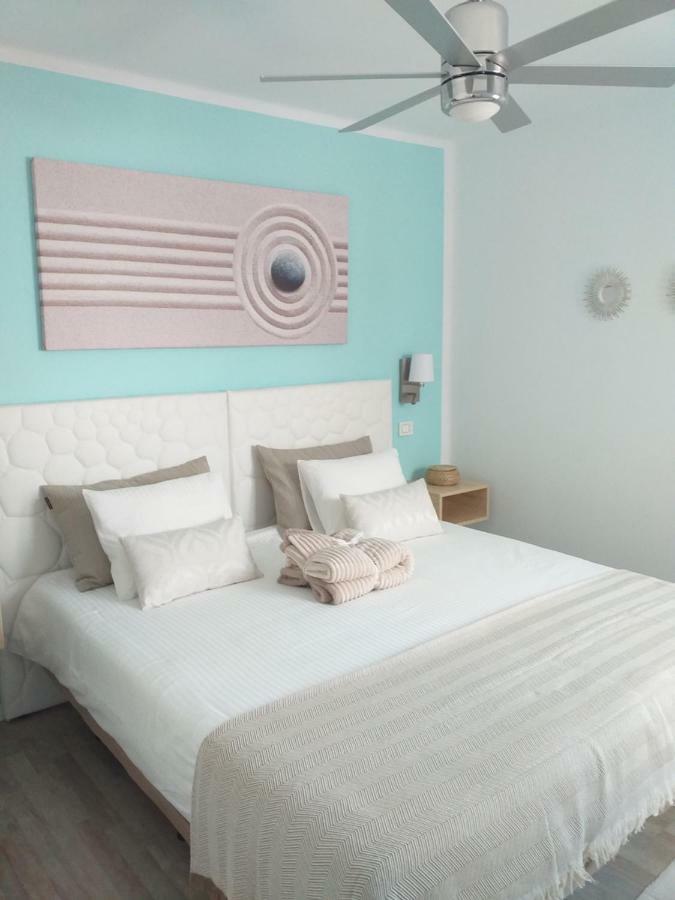 Apartment Portonovo Galit - Sea View - Piscina - Wifi - Old Town Пуерто дел Кармен Екстериор снимка